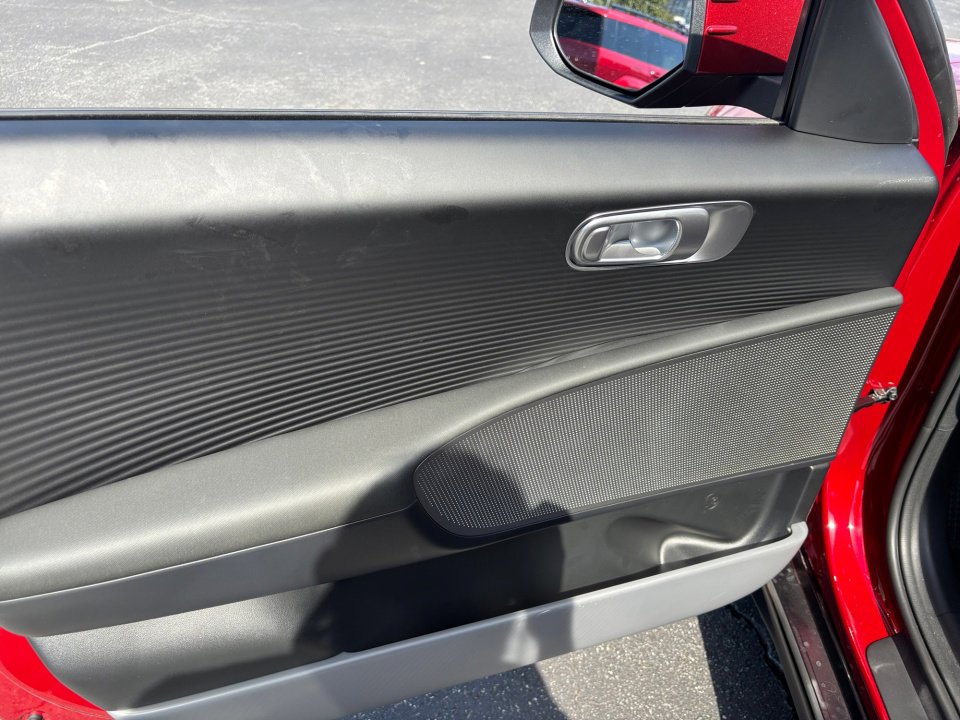 New 2025 Hyundai Ioniq 6 SE image 32