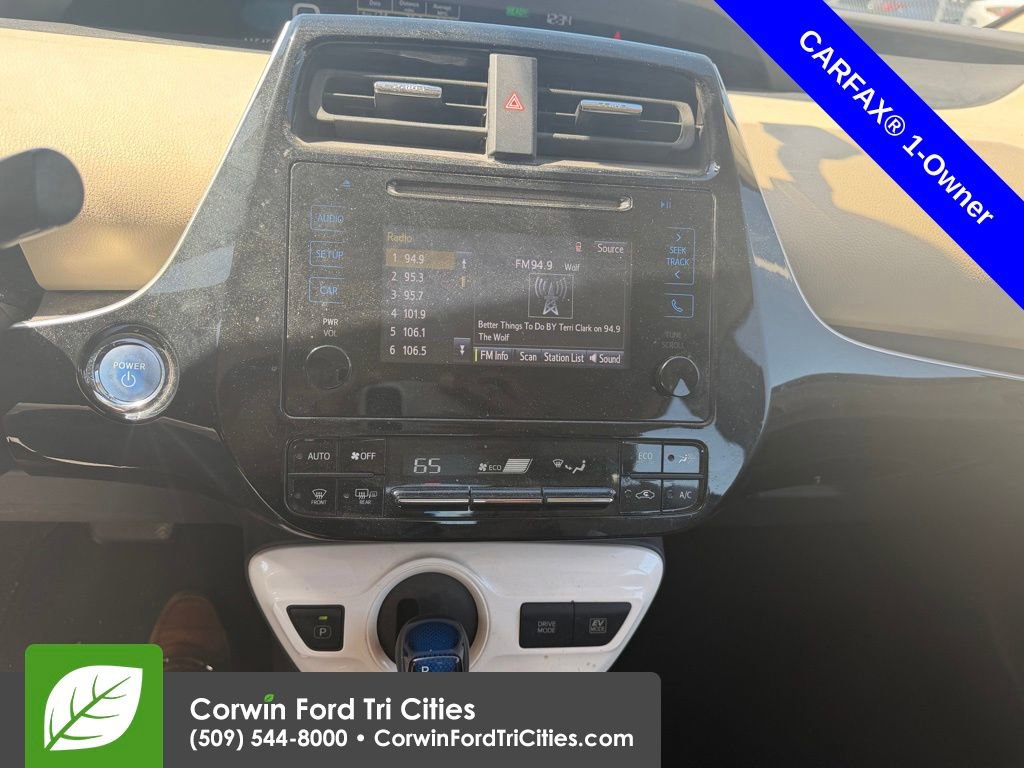 Used 2016 Toyota Prius Two FWD image 4