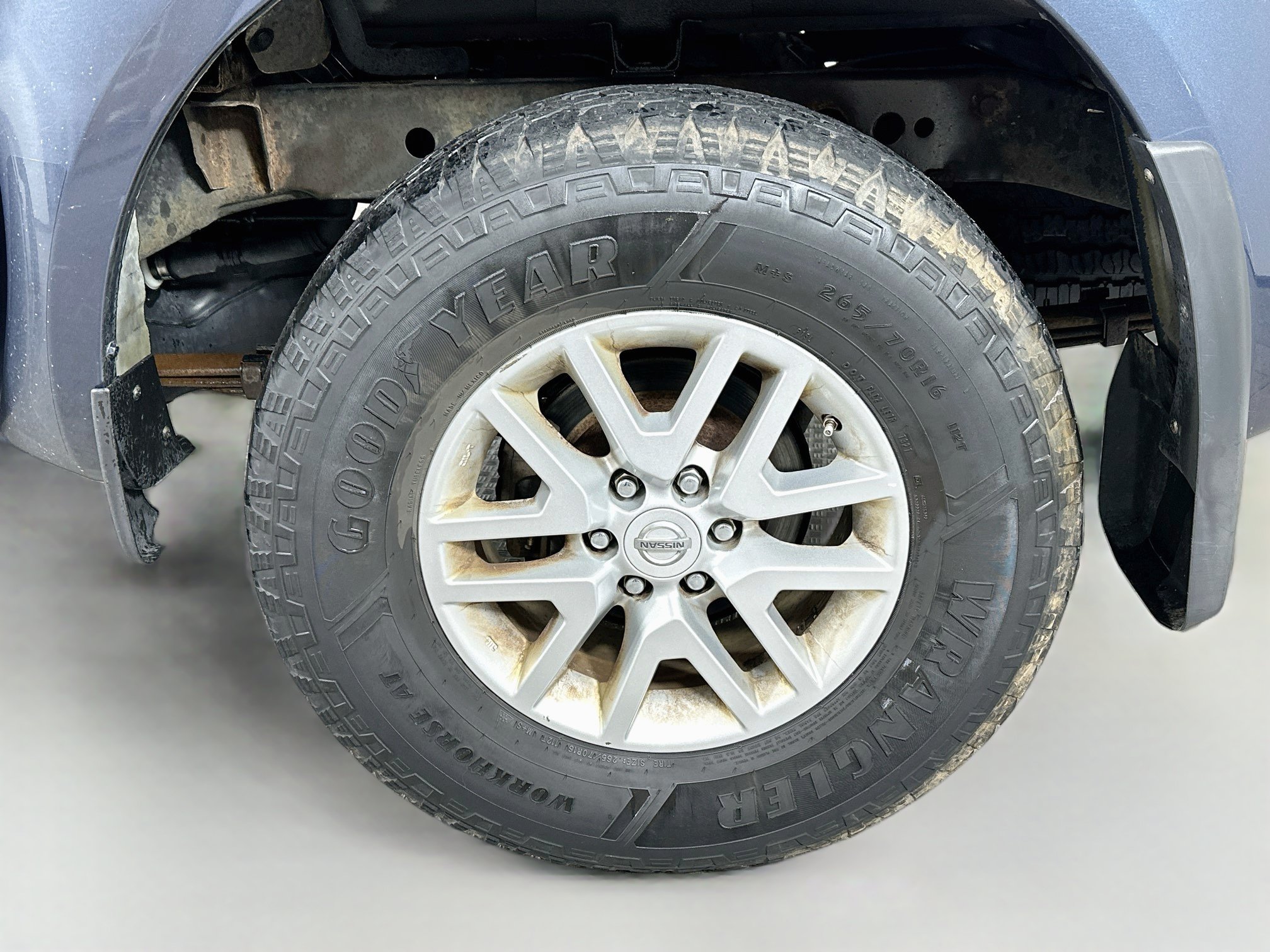Used 2015 Nissan Frontier SV AWD/4WD image 27