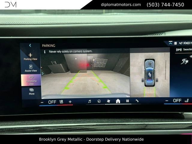 Used 2025 BMW i7 xDrive60 AWD/4WD image 39