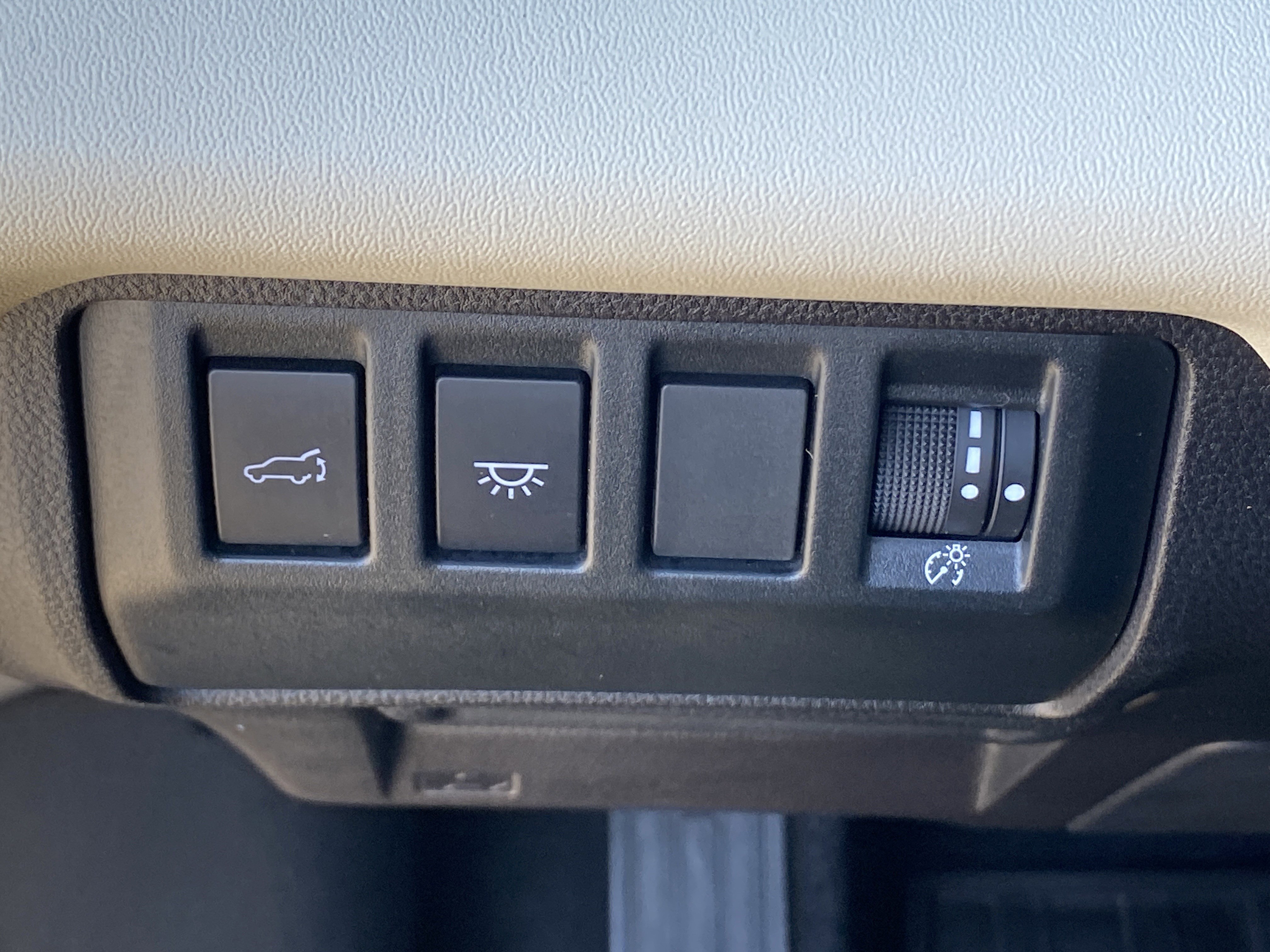 Used 2023 Subaru Ascent Limited image 14