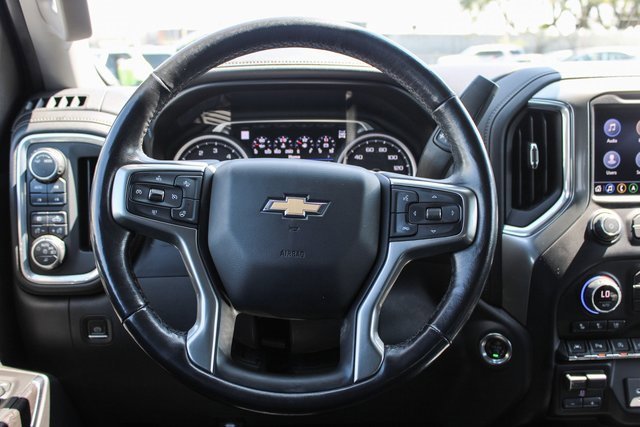 Used 2021 Chevrolet Silverado 1500 LTZ w/ Technology Package image 30