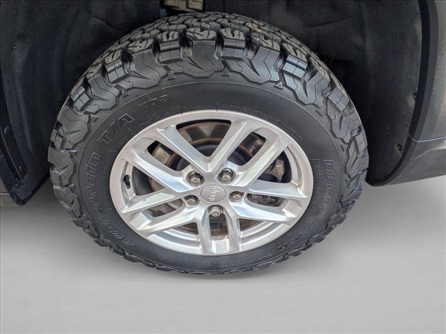 Used 2023 Jeep Grand Cherokee L Laredo w/ Luxury Tech Group I AWD/4WD image 9