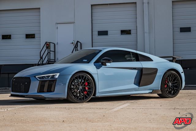 Used 2018 Audi R8 V10 w/ Premium Package image 44
