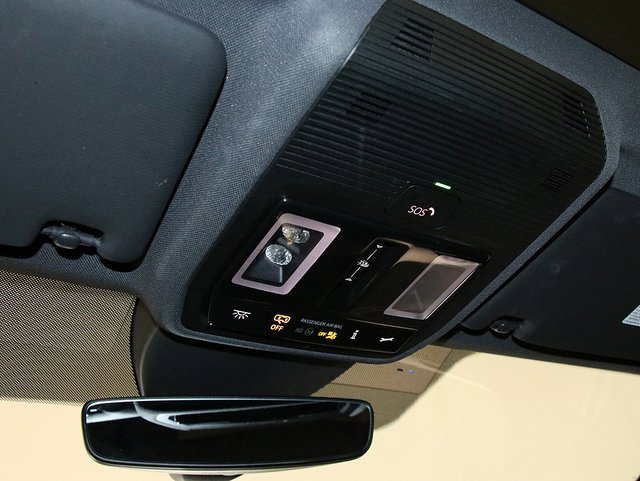 Used 2023 Volkswagen ID.4 Pro S image 22