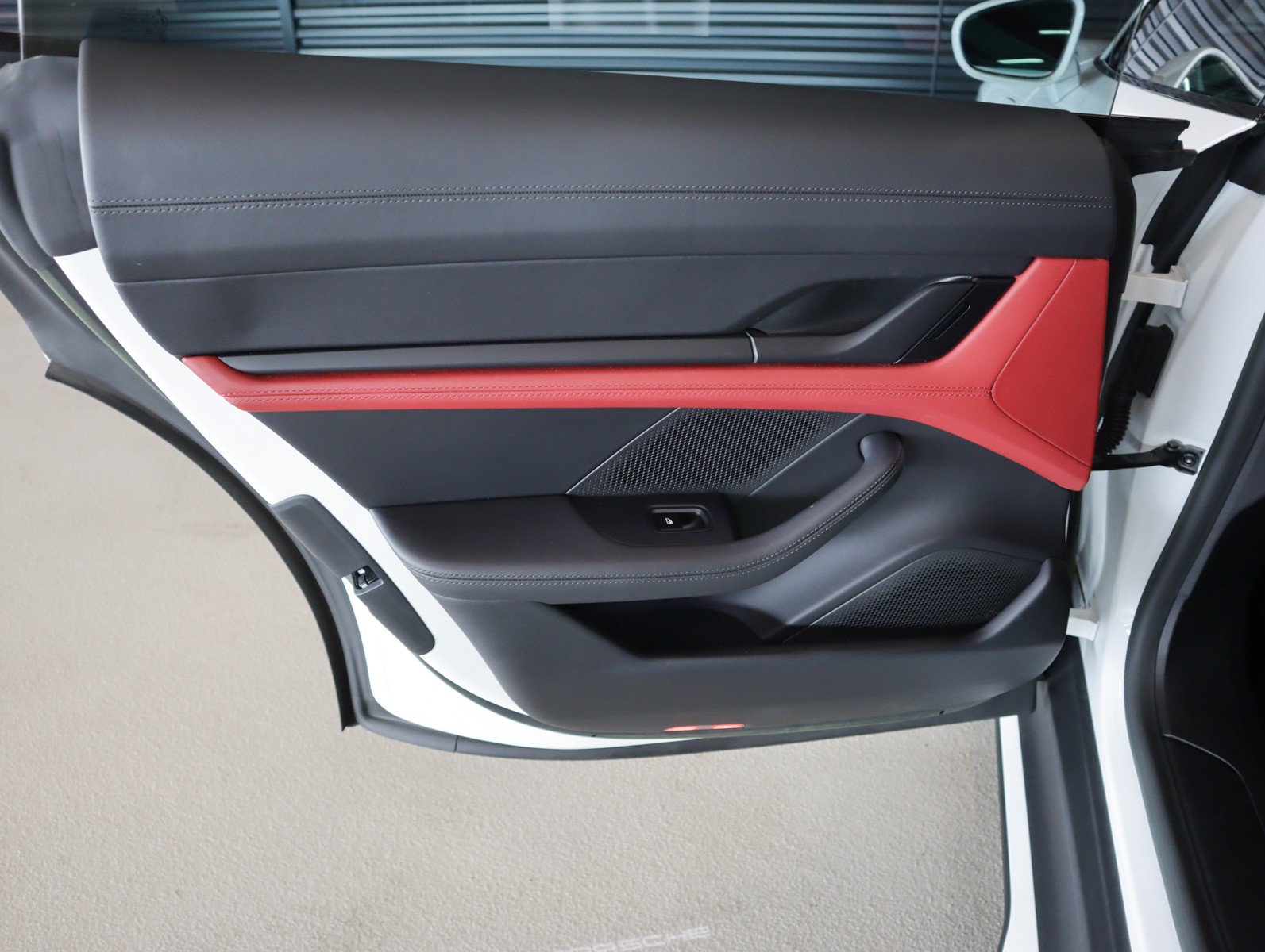 Certified 2023 Porsche Taycan RWD image 27