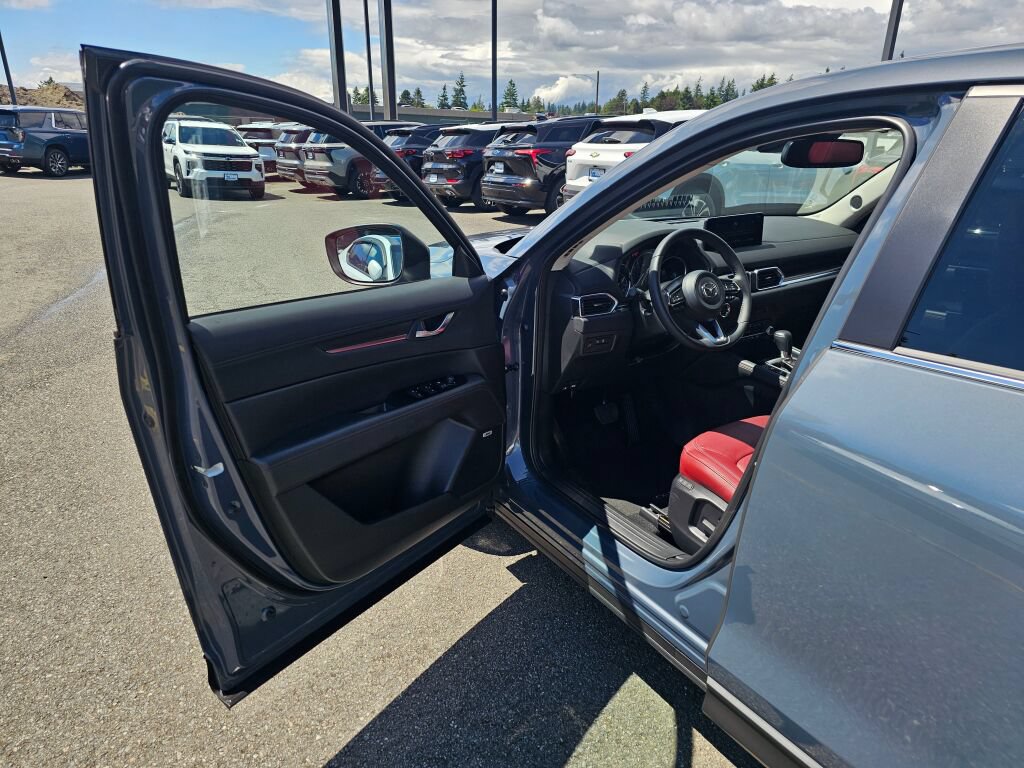 Certified 2023 MAZDA CX-5 Carbon Edition AWD/4WD image 21