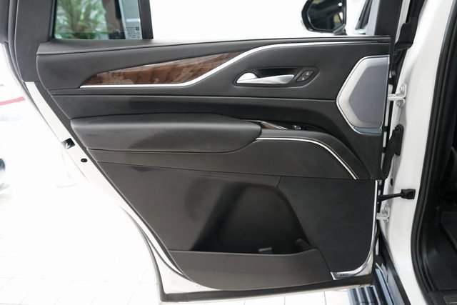 Used 2024 Cadillac Escalade Sport Platinum w/ LPO, ONYX Package image 60
