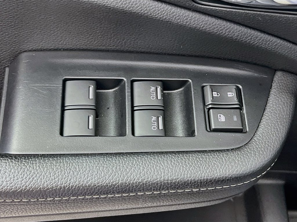 Used 2024 Honda Ridgeline Sport image 13