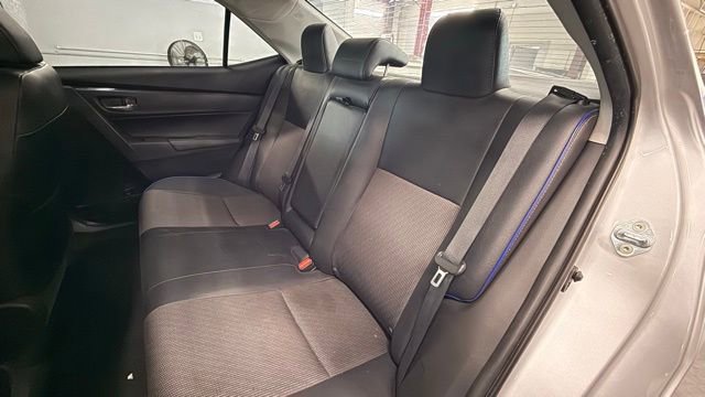 Used 2018 Toyota Corolla SE w/ Carpet Mat Package (TMS) FWD image 23