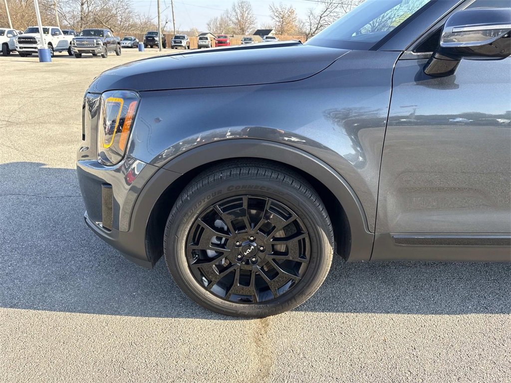 Used 2022 Kia Telluride SX w/ SX Prestige Package image 35