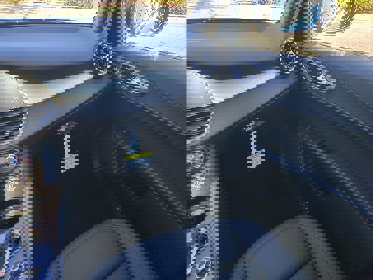 New 2025 Alfa Romeo Giulia w/ Driving Assist Package image 15