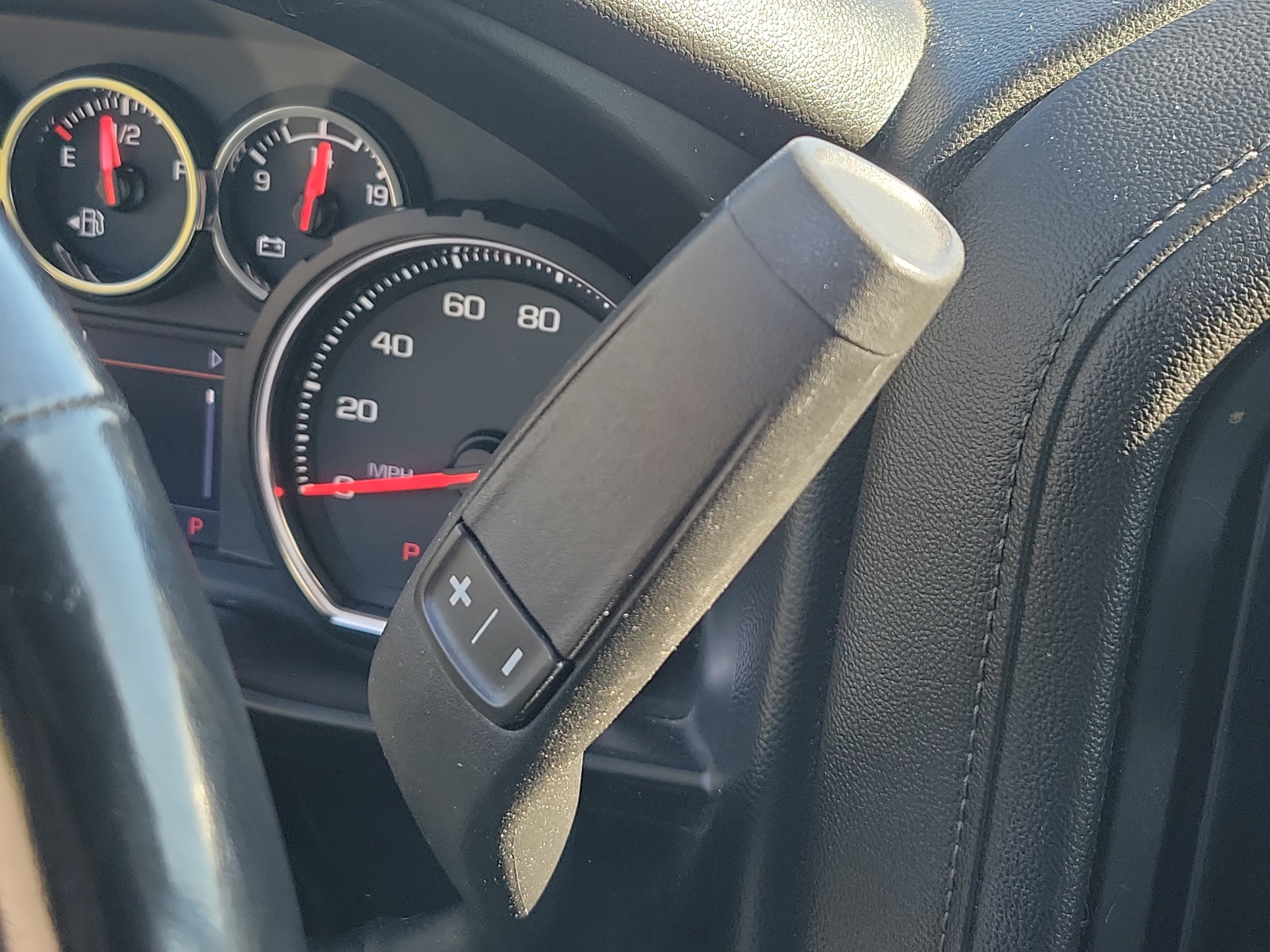 Used 2020 Chevrolet Silverado 1500 LT w/ All-Star Edition image 24