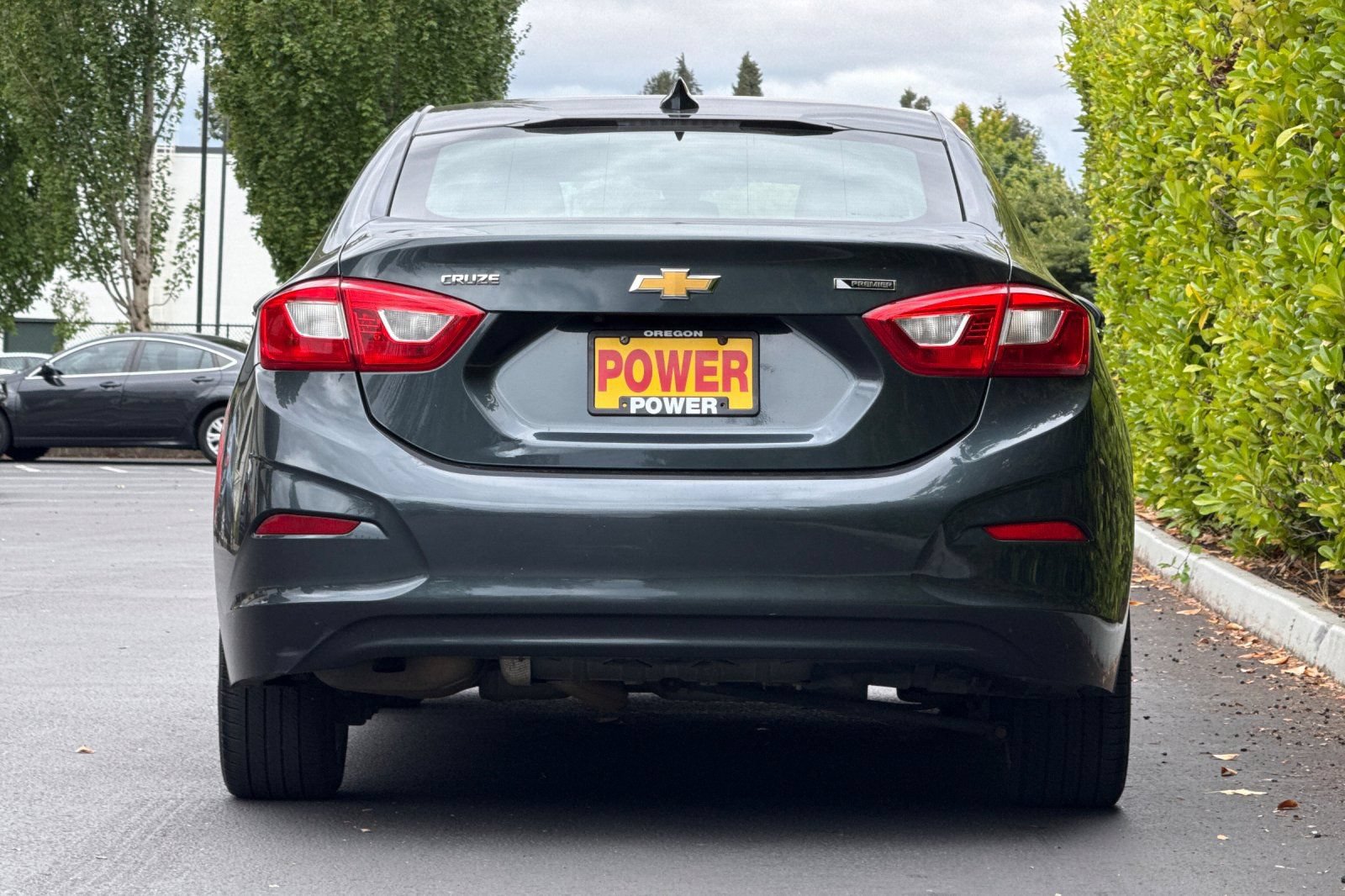 Used 2017 Chevrolet Cruze Premier FWD image 5