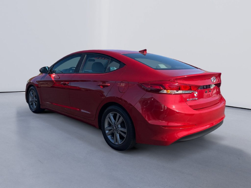 Used 2017 Hyundai Elantra SE FWD image 5