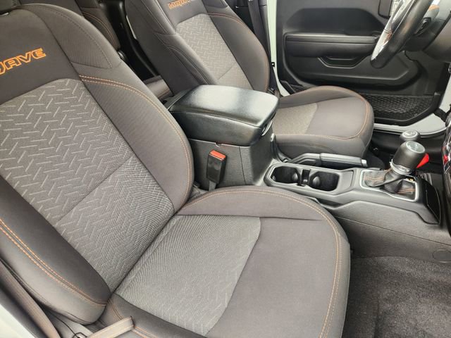 Used 2022 Jeep Gladiator Mojave AWD/4WD image 10
