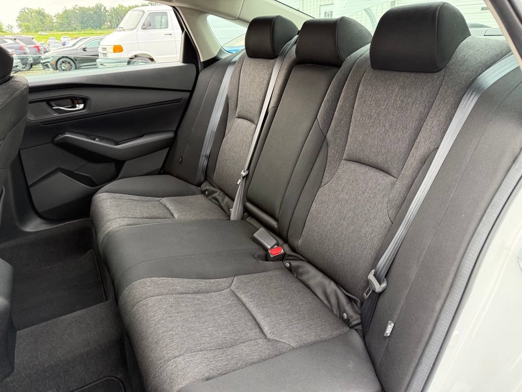 Used 2023 Honda Accord EX image 24