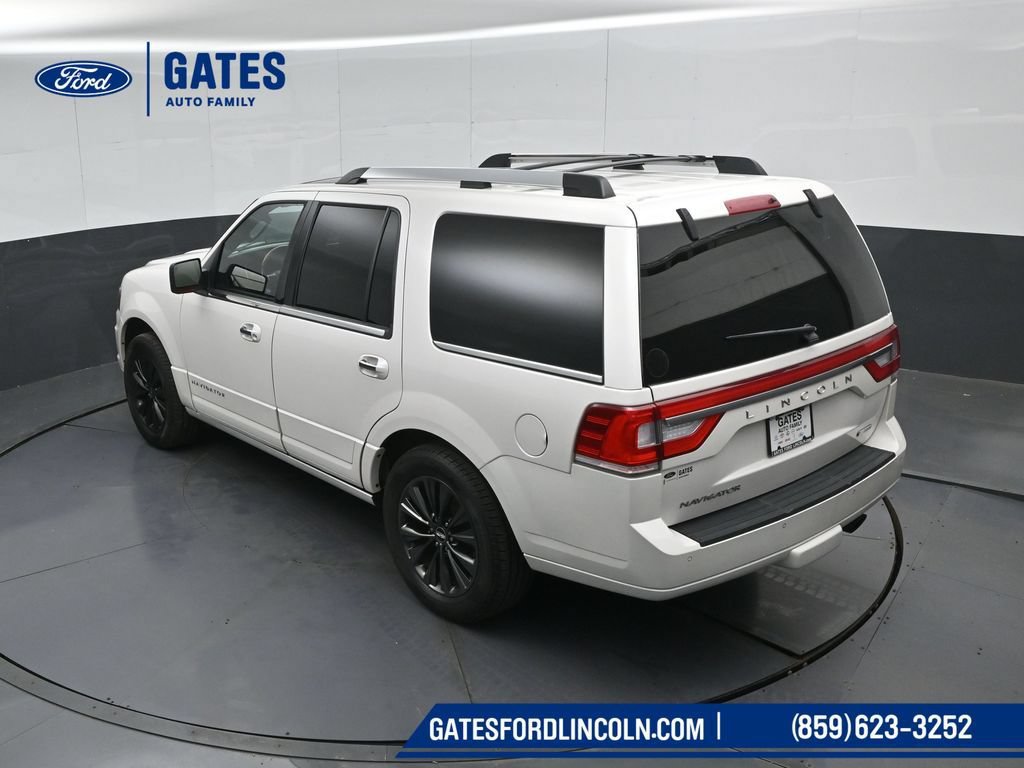 Used 2016 Lincoln Navigator Select AWD/4WD image 56