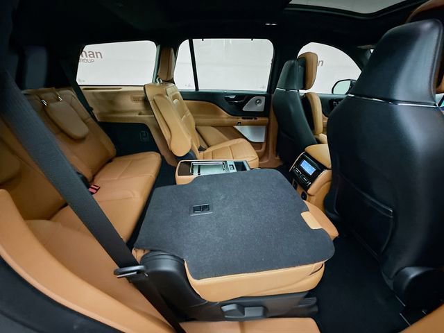Used 2023 Lincoln Aviator Black Label w/ Dynamic Handling Package image 30