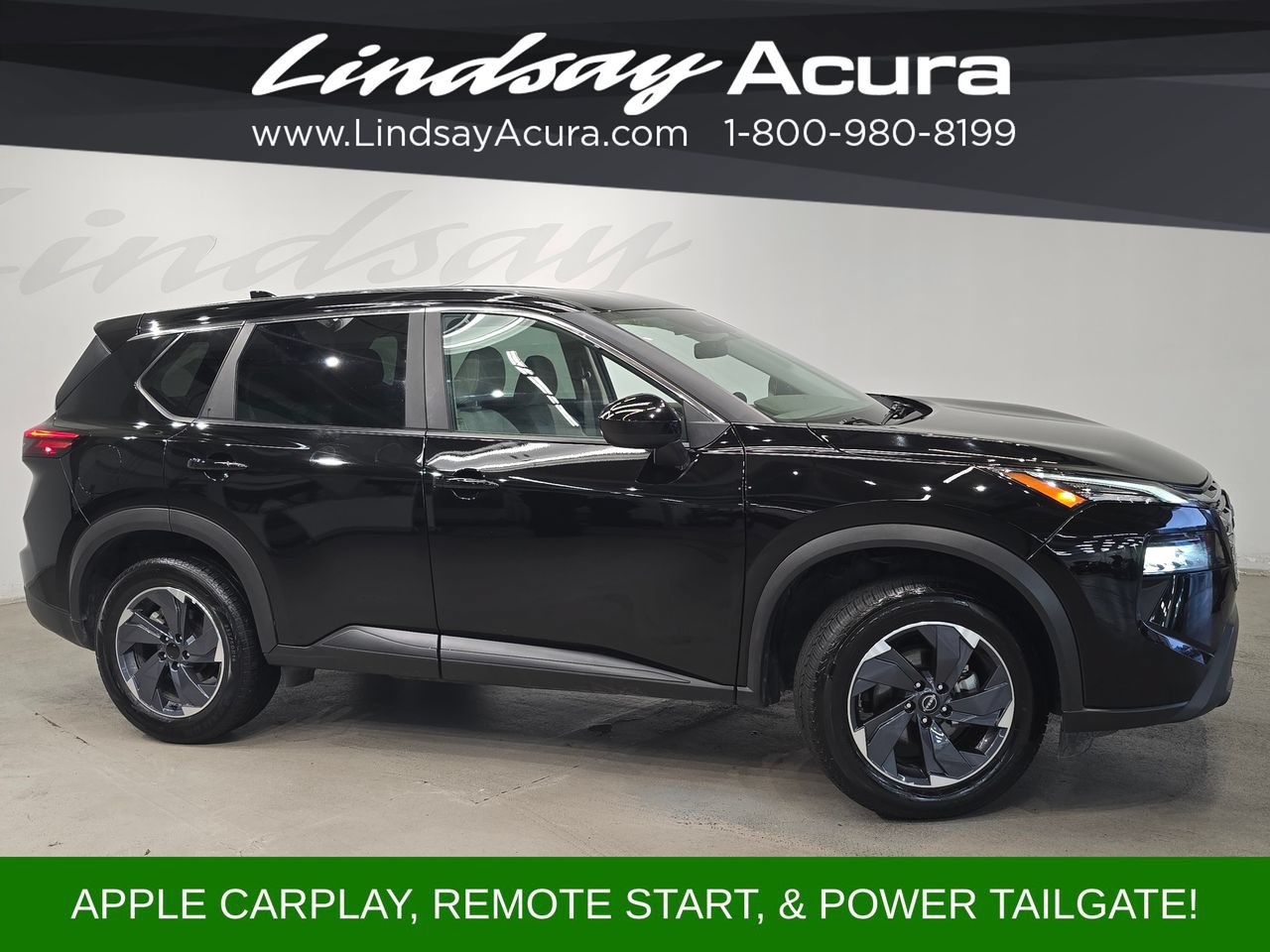 Used 2025 Nissan Rogue SV FWD image 3