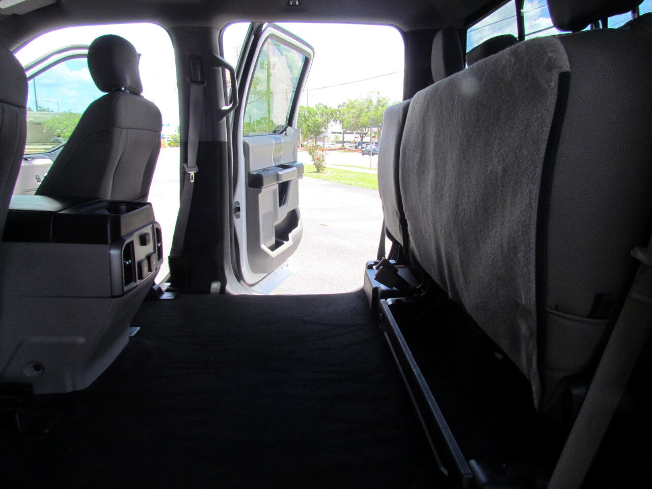 Used 2019 Ford F150 XLT w/ Equipment Group 302A Luxury image 24