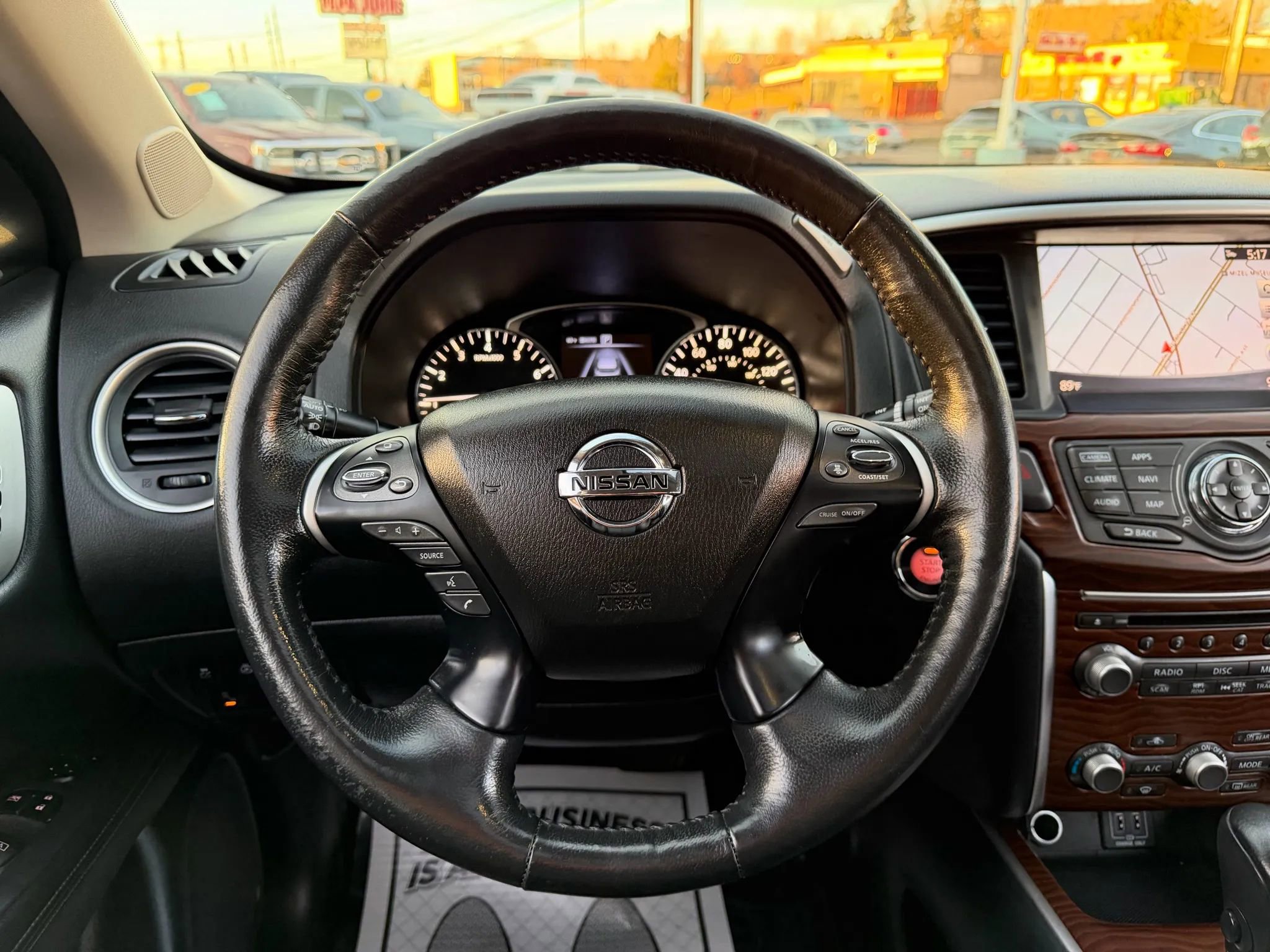 Used 2018 Nissan Pathfinder Platinum w/ Cargo Package image 22