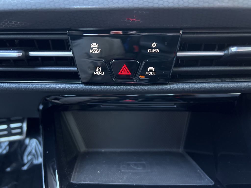 Certified 2024 Volkswagen GTI S image 35