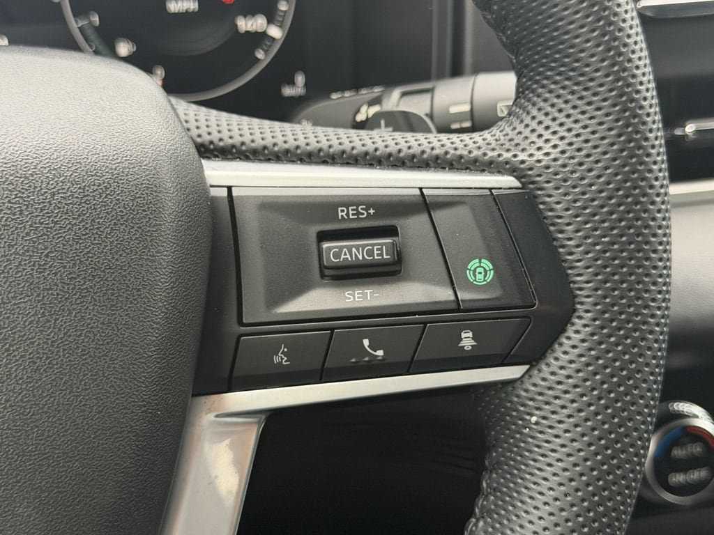Used 2023 Mitsubishi Outlander SE AWD/4WD image 35