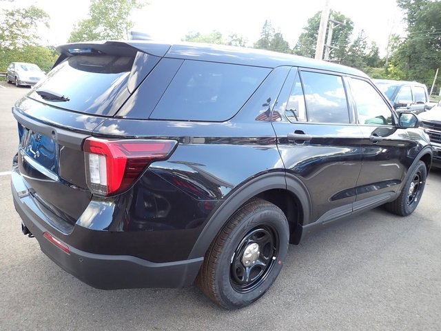 New 2025 Ford Explorer 4WD Police Interceptor image 7