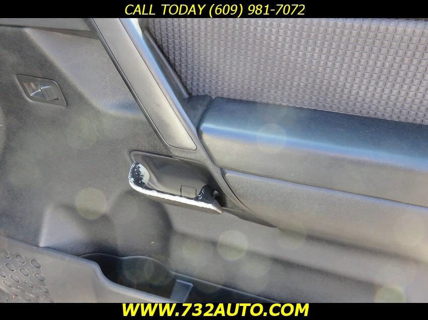 Used 2008 Nissan Titan SE image 28
