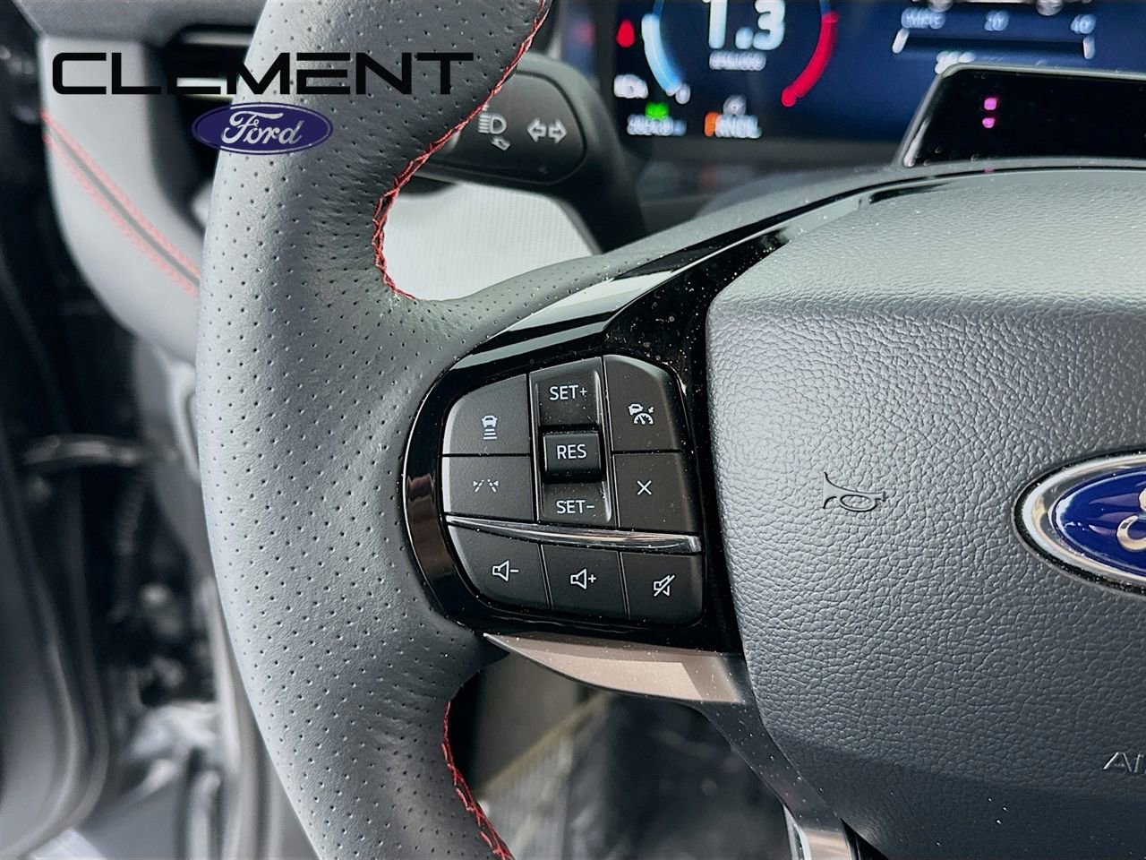 New 2025 Ford Explorer ST-Line w/ Premium Package image 15