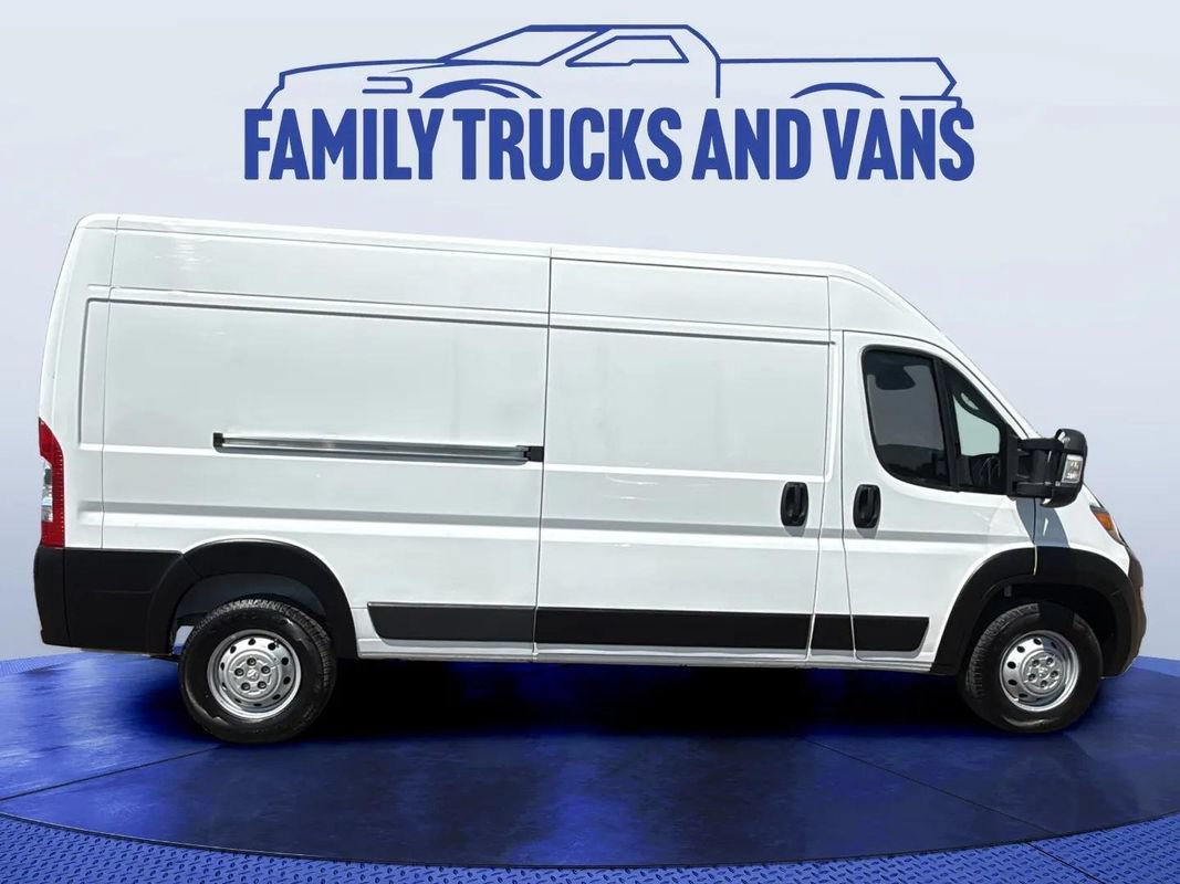 Used 2023 RAM ProMaster 2500 FWD image 6