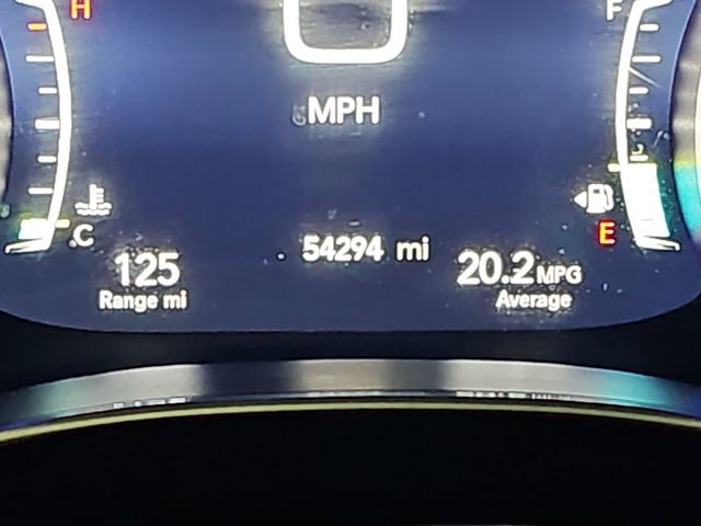 Used 2024 Chrysler Pacifica Limited image 13