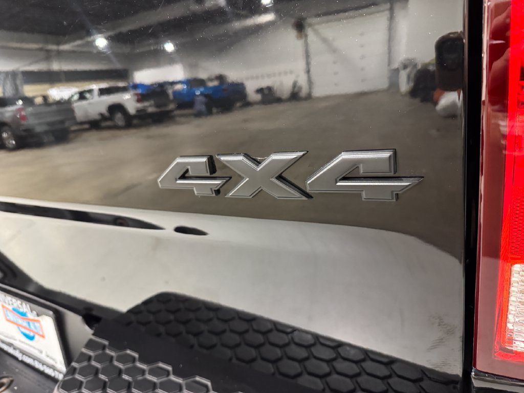 Used 2019 RAM 1500 Express w/ Wheel & Sound Group AWD/4WD image 31