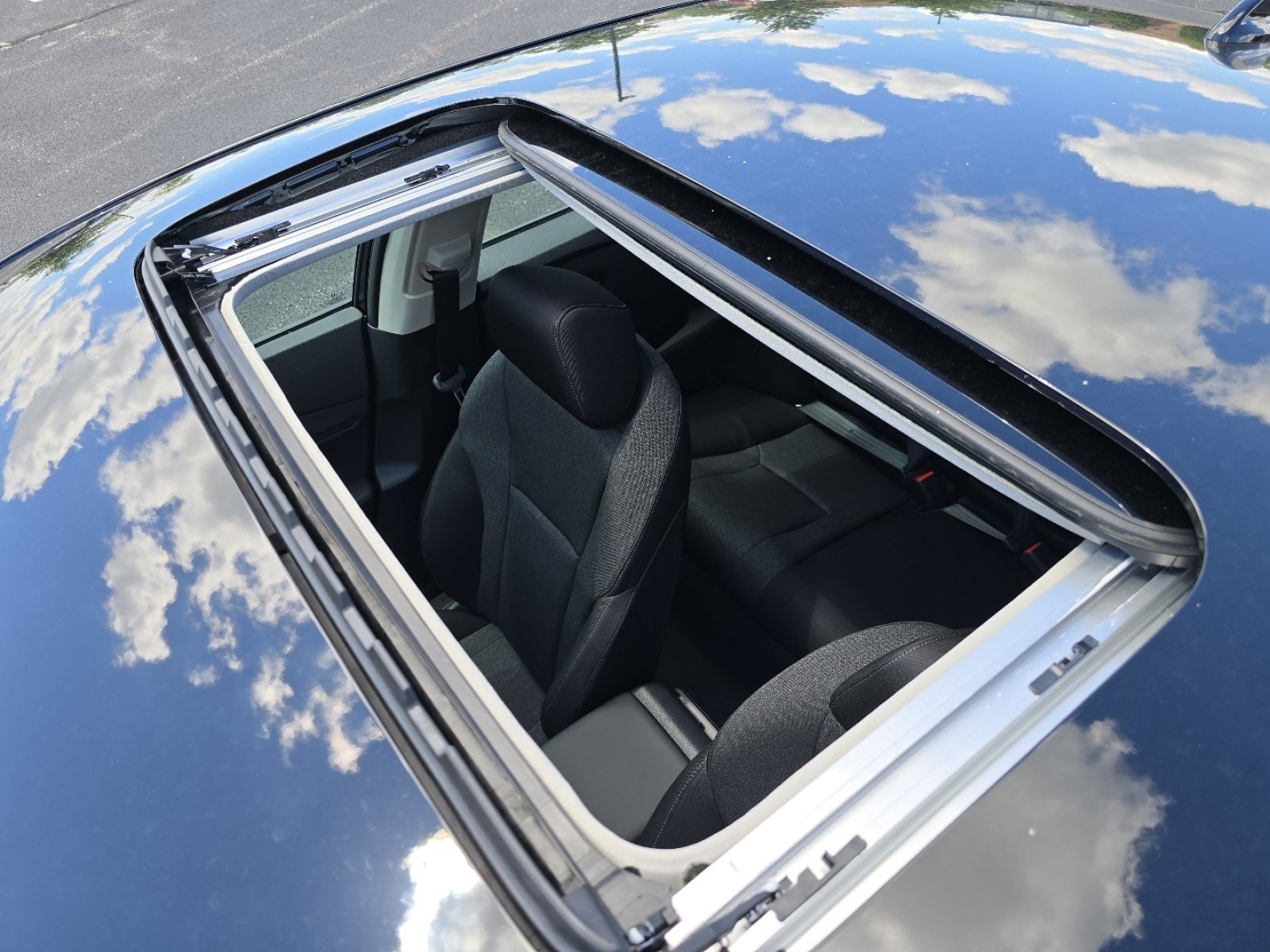 New 2026 Honda Accord SE image 3