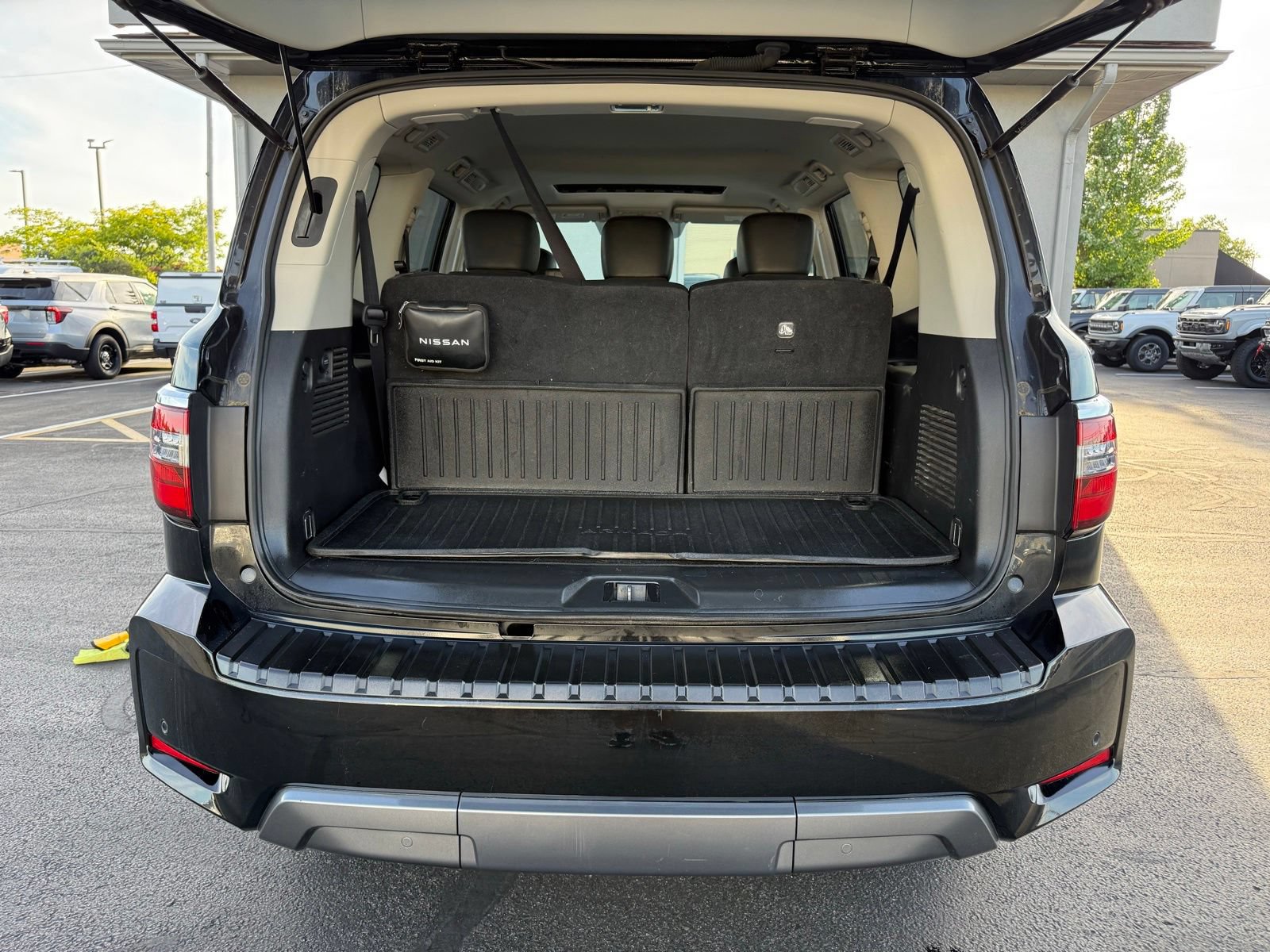 Used 2024 Nissan Armada SL w/ Cargo Package AWD/4WD image 41