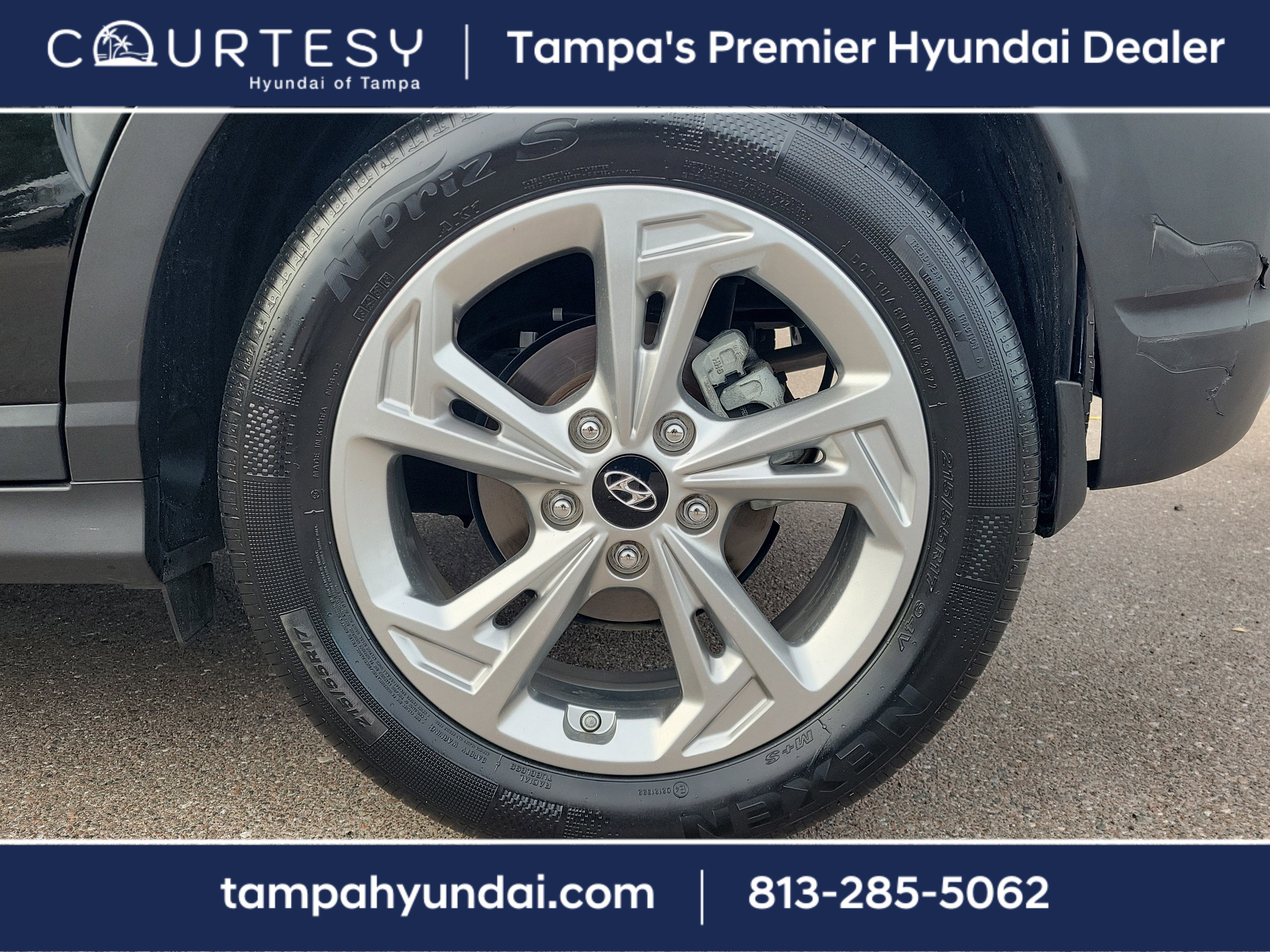 Used 2023 Hyundai Kona SEL image 5