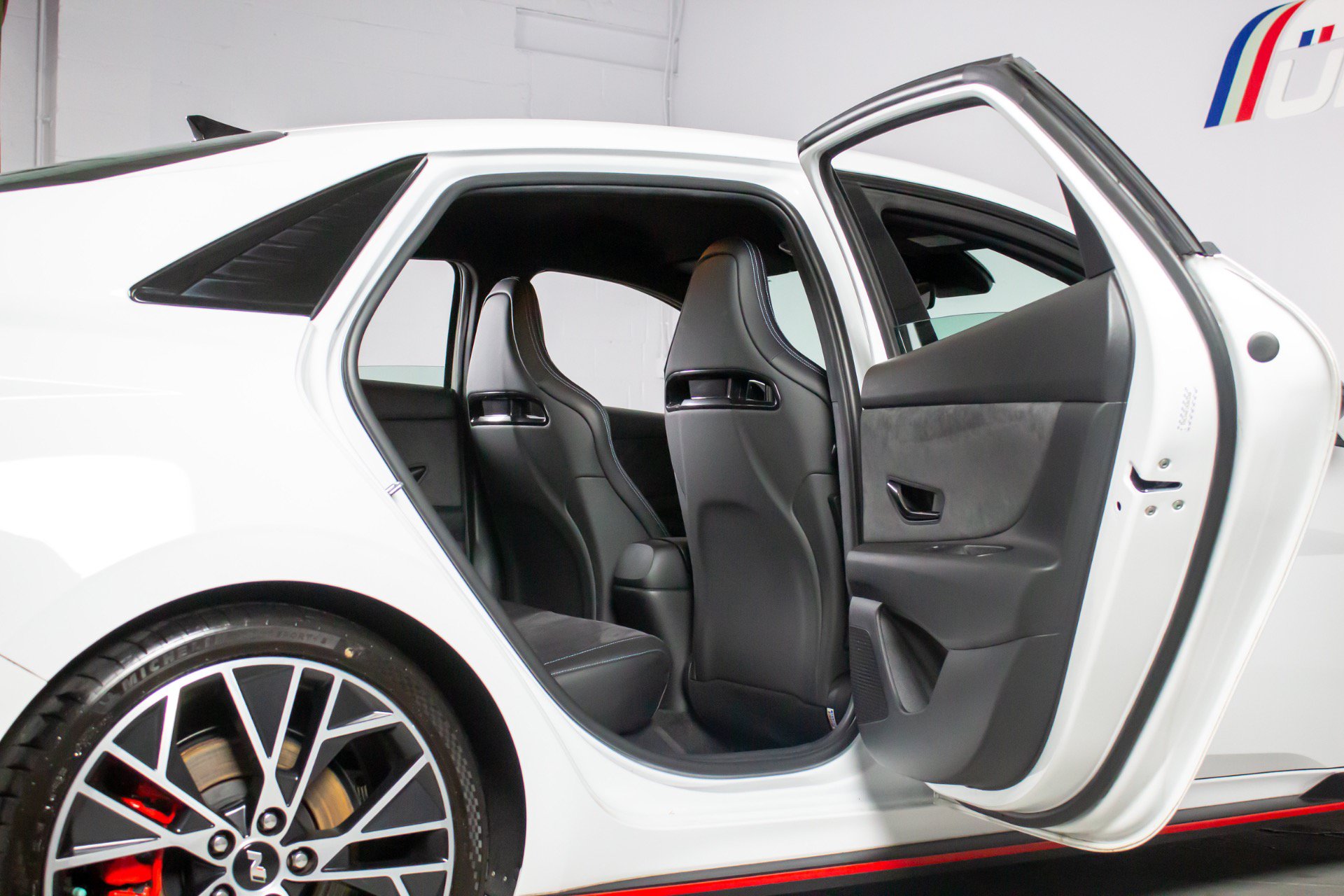 Used 2022 Hyundai Elantra N FWD image 28