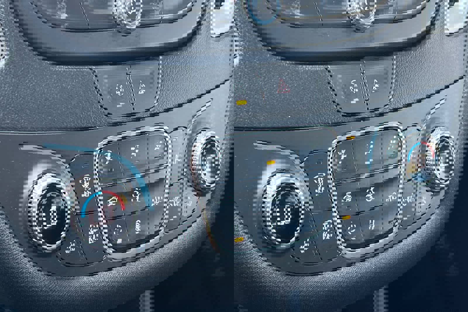 Used 2024 Chevrolet Malibu LT image 23