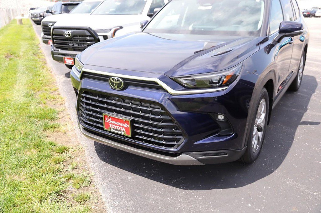 New 2026 Toyota Grand Highlander AWD Hybrid image 5