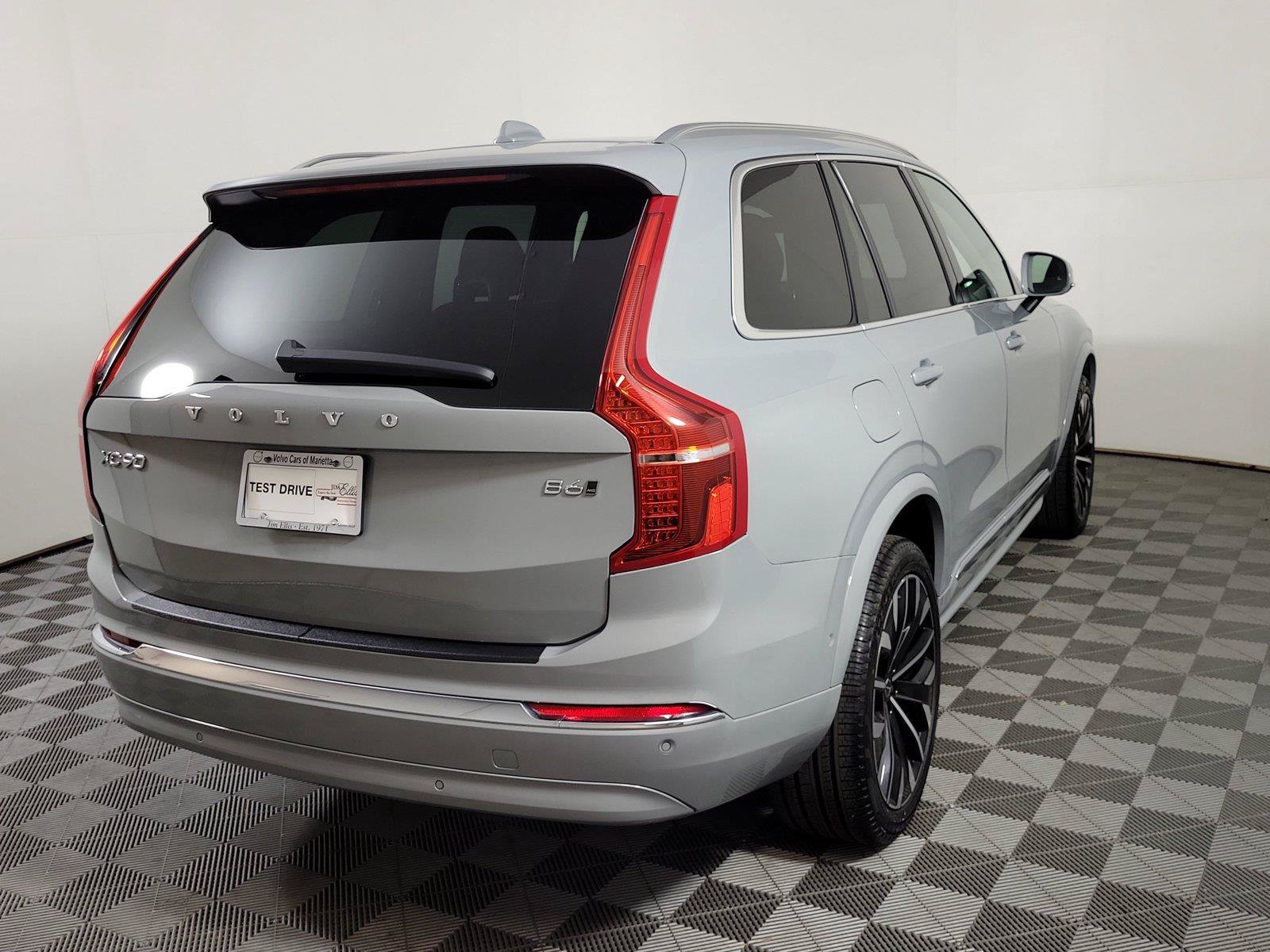 Used 2025 Volvo XC90 B6 Plus AWD/4WD image 6