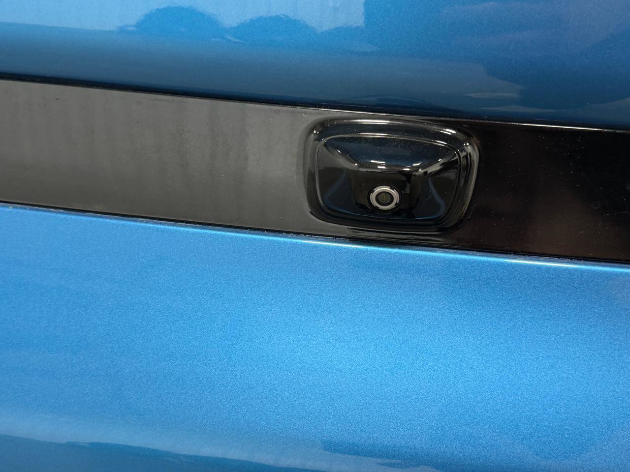 Used 2016 Kia Soul + w/ Designer's Package FWD image 39