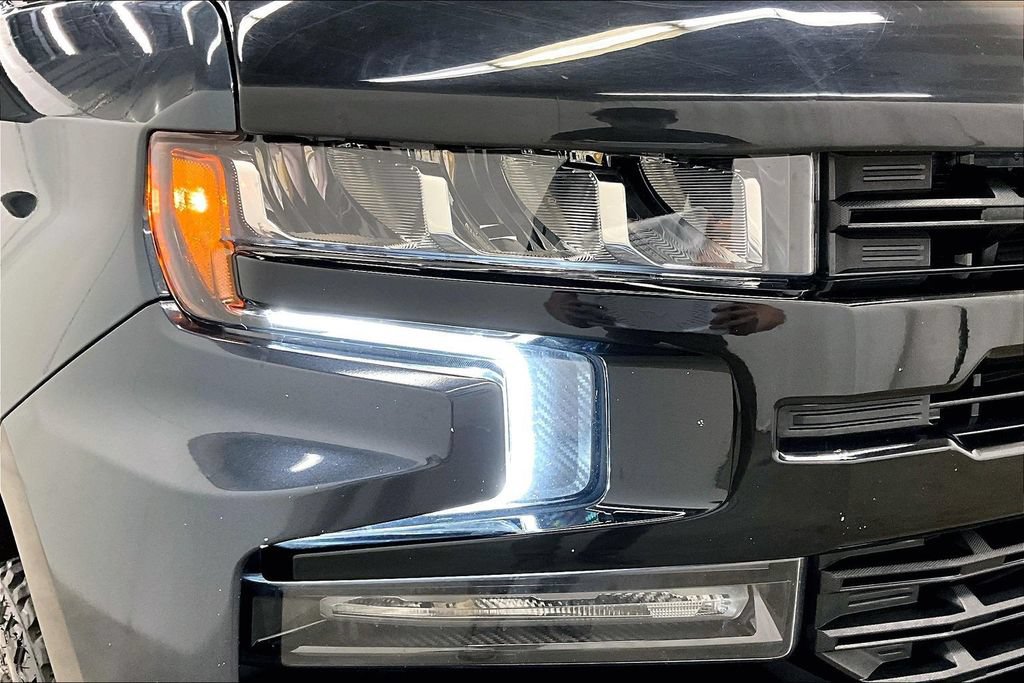Used 2020 Chevrolet Silverado 1500 LT Trail Boss AWD/4WD image 31