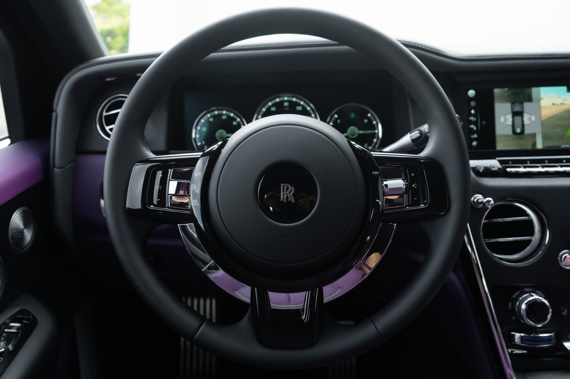 Used 2024 Rolls-Royce Cullinan image 7