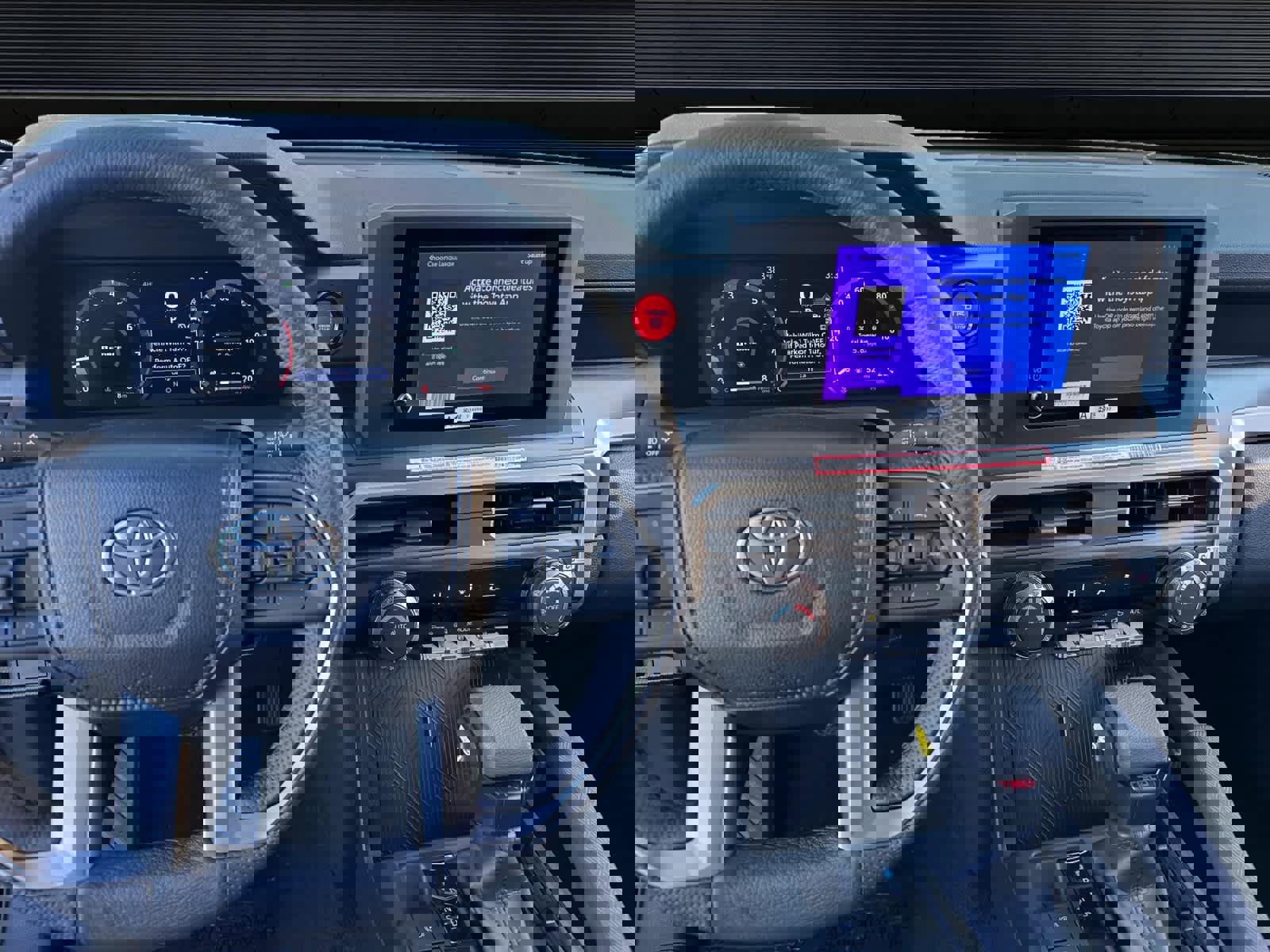 Certified 2025 Toyota Tacoma TRD Off-Road image 3