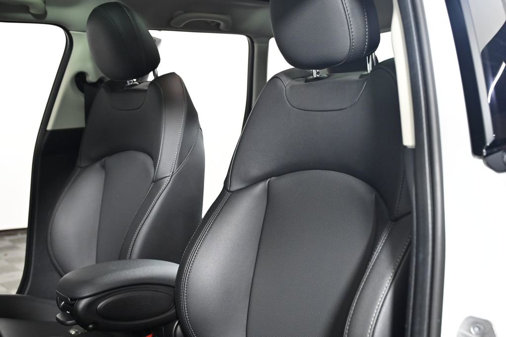 Certified 2024 MINI Cooper S image 24