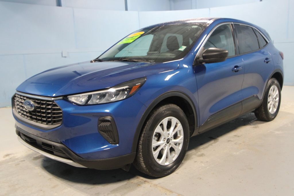 Used 2023 Ford Escape Active AWD/4WD image 24