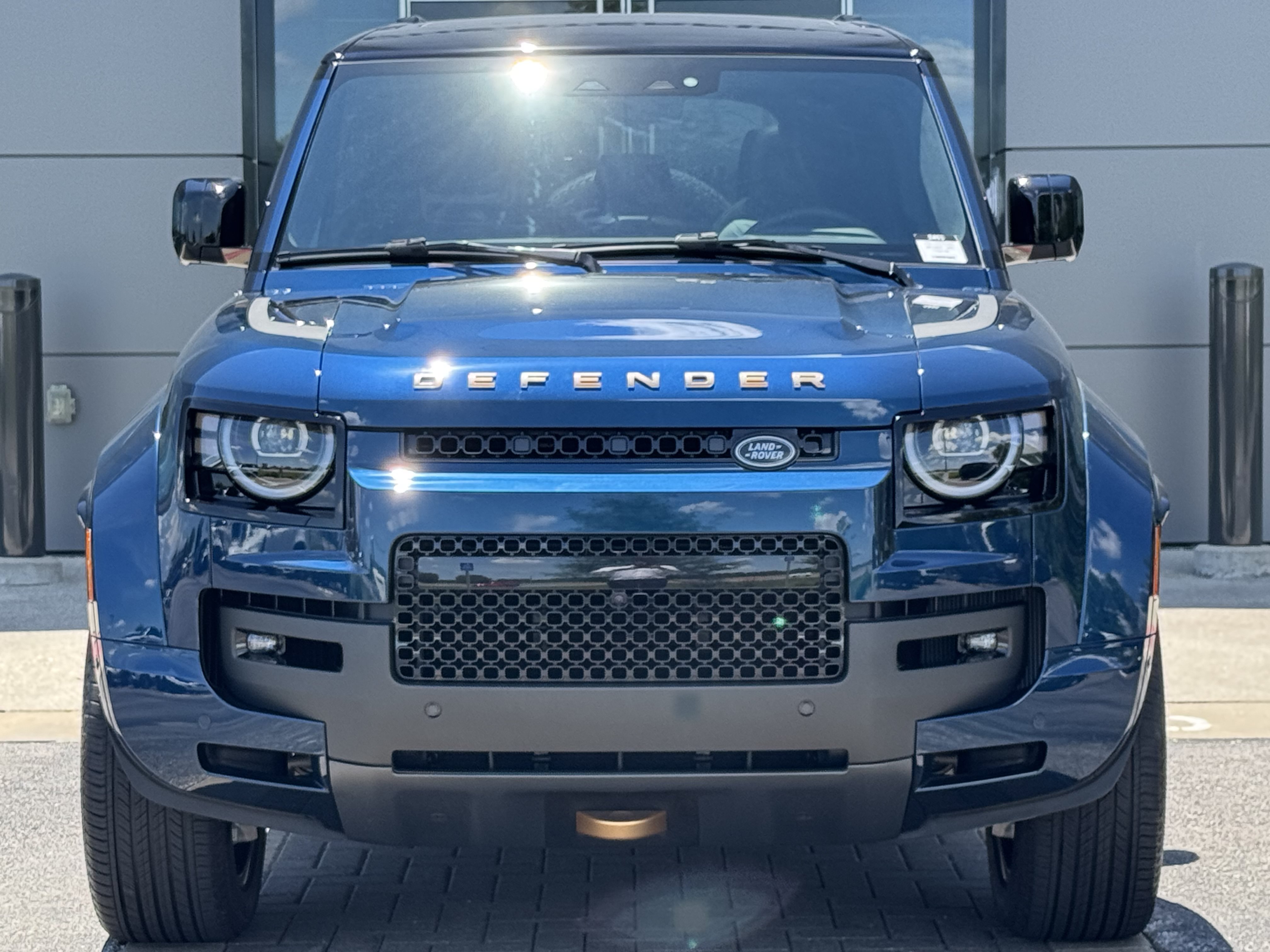 New 2026 Land Rover Defender 110 OCTA AWD/4WD image 8