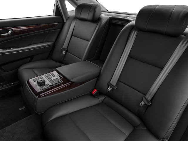 Used 2016 Hyundai Equus Signature RWD image 17