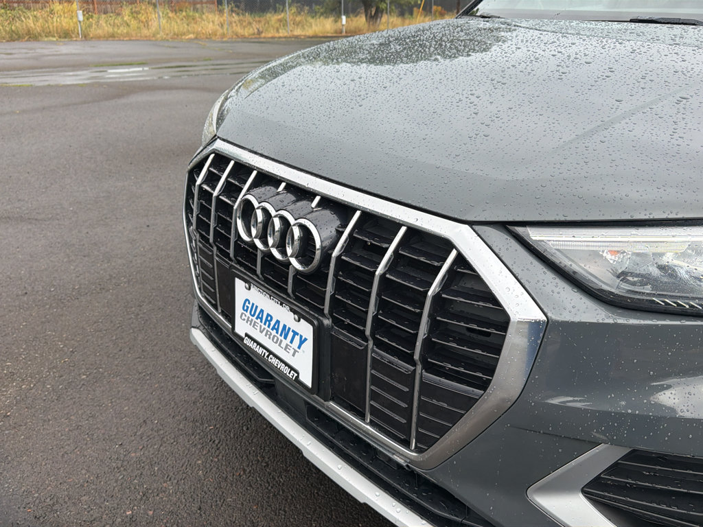 Used 2020 Audi Q3 2.0T Premium AWD/4WD image 5
